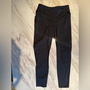 Free People Movement Set The Pace Size Medium Black Leggings.